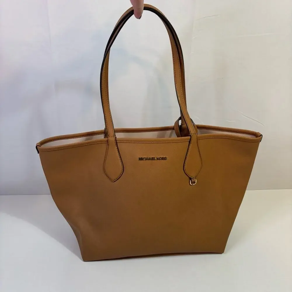 Michael Kors Tote Bag With Zip Clutch Saige Reversible Medium Shoulder Bag - Picture 4 of 9